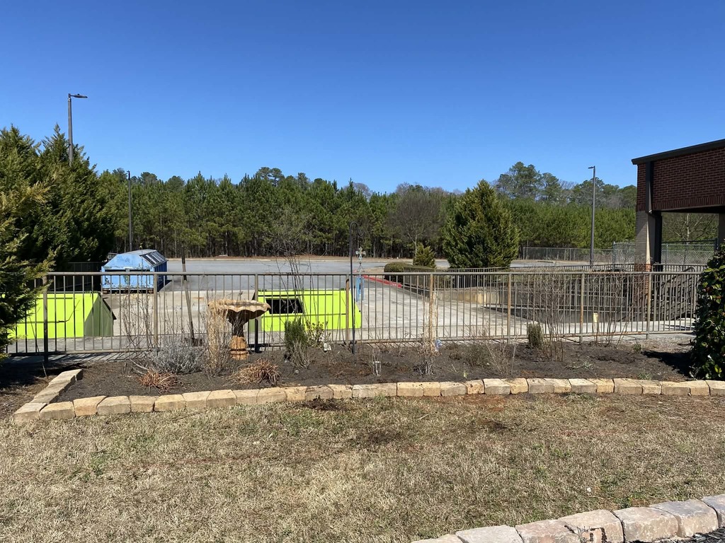 We are working to create a beautiful garden for our students to enjoy in remembrance of Ms. Harris. We are in need of donations for the garden. Please consider helping to clear our Amazon wishlist. https://www.amazon.com/hz/wishlist/ls/2L4WAPWWKOC75?ref_=wl_share