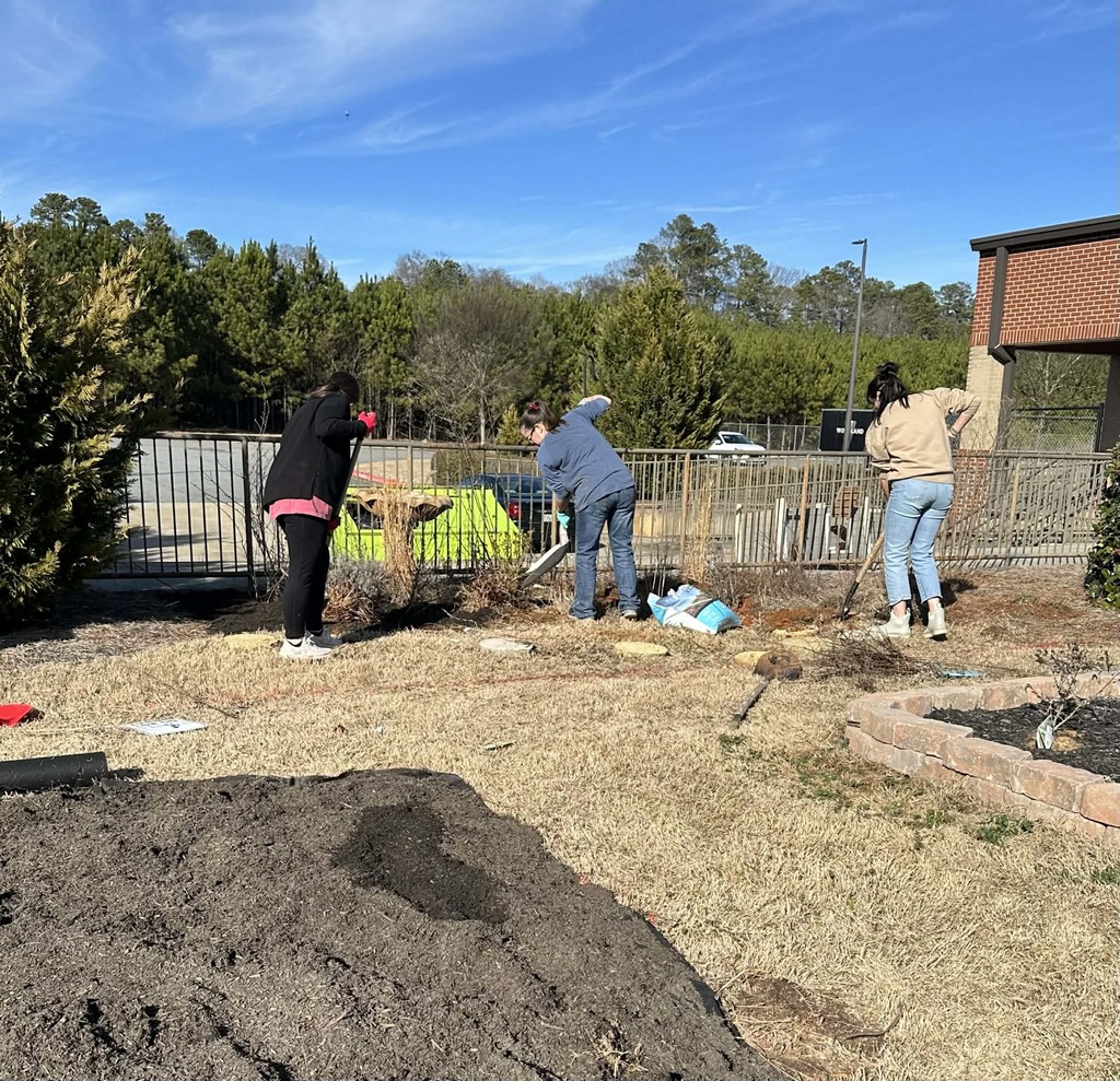We are working to create a beautiful garden for our students to enjoy in remembrance of Ms. Harris. We are in need of donations for the garden. Please consider helping to clear our Amazon wishlist. https://www.amazon.com/hz/wishlist/ls/2L4WAPWWKOC75?ref_=wl_share