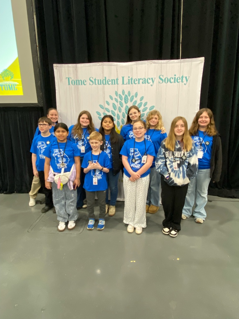 Emerson's Tome Society Book Club went to Athens on Tuesday to take part in TomeCon 2026! Students enjoyed taking part in sessions with authors of books they had read, visiting the vendor fair and the book market, and attending an author event where they were able to personally speak with authors. It was a fun, literacy filled day!