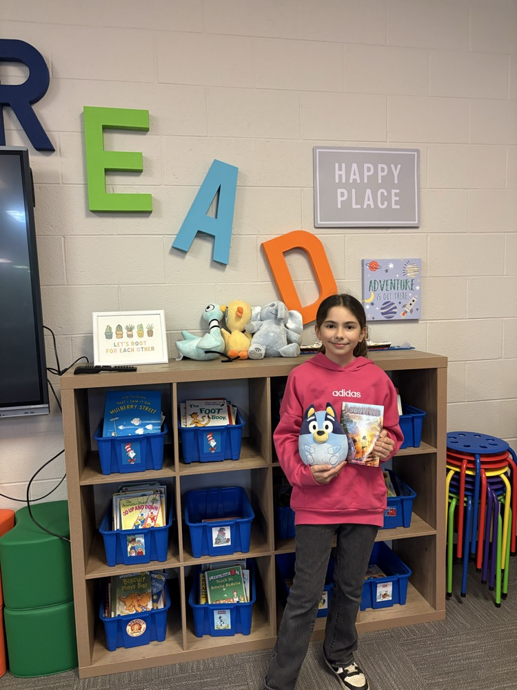 Congratulations to our Read-a-thon winners! Thank you for your support of our Emerson Eagles and the EES Media Center!