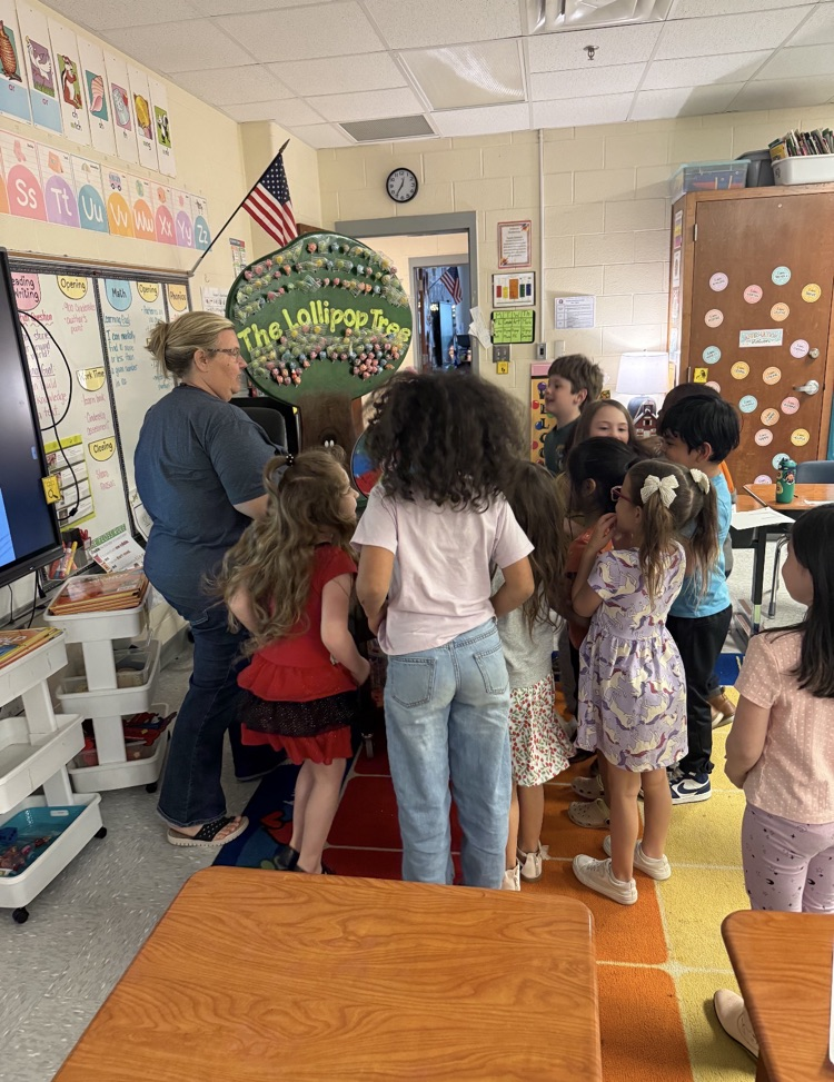 Ms. Smith's class spelled perfect attendance and won prizes from the prize cart! 