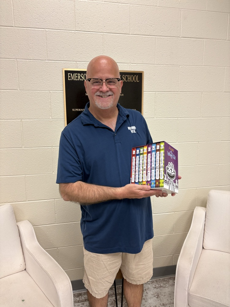 Thank you, Kona Ice, for the book donation!