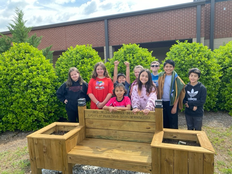 Our students planted pollinator plants, herbs, and vegetable plants in our school garden today. We are excited to watch them grow over the next year!