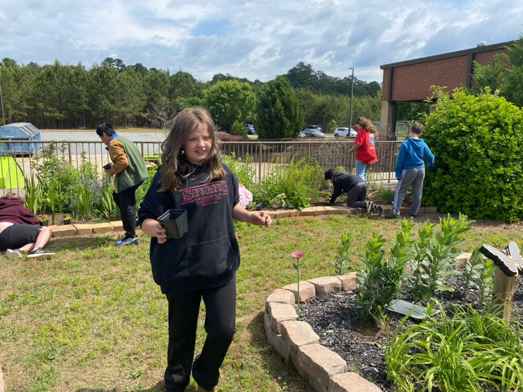 Our students planted pollinator plants, herbs, and vegetable plants in our school garden today. We are excited to watch them grow over the next year!
