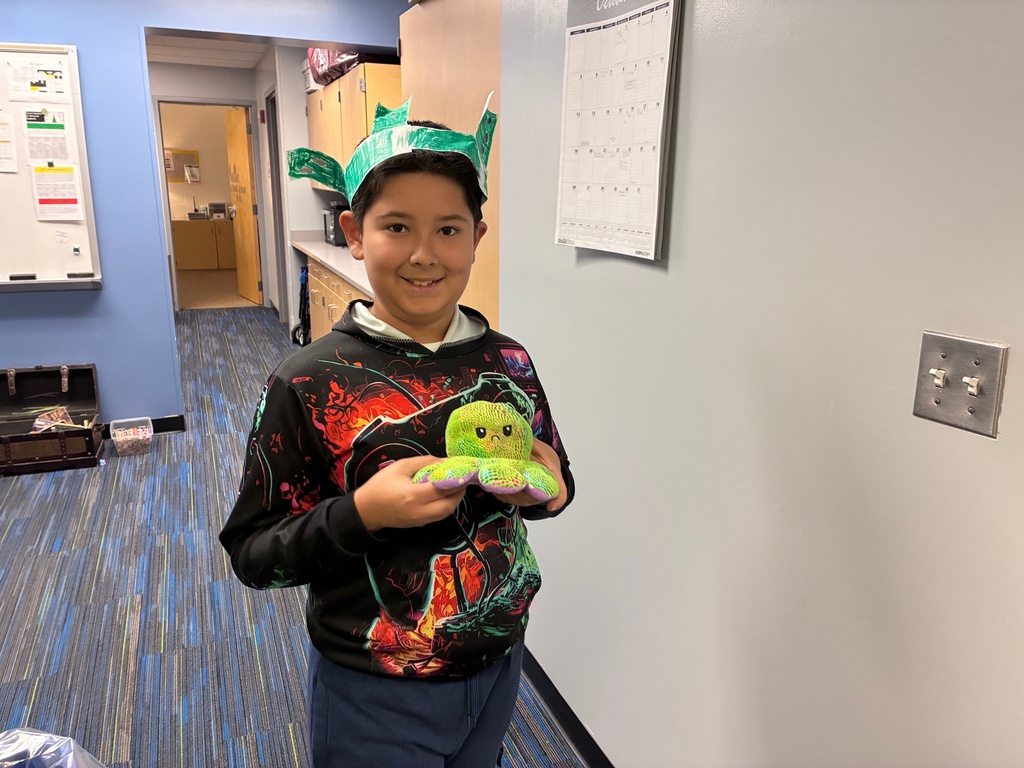 treasure chest and student