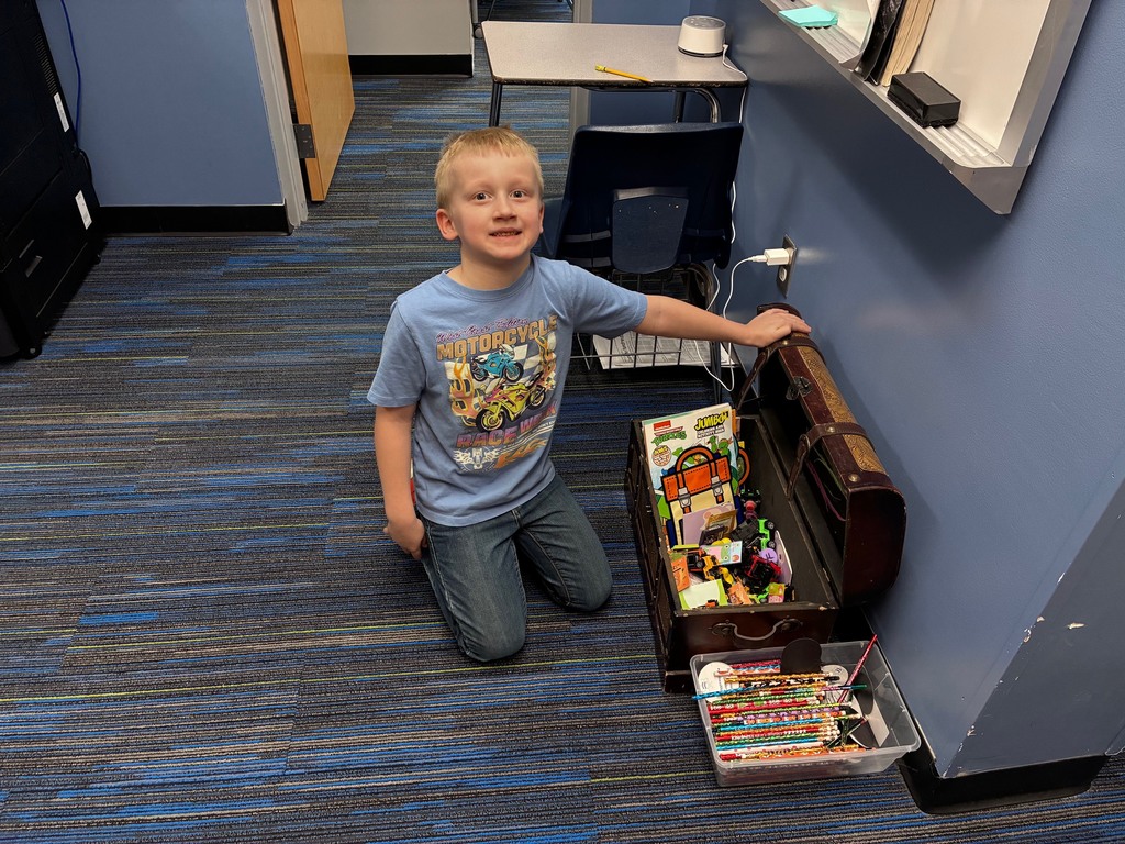 treasure chest and student