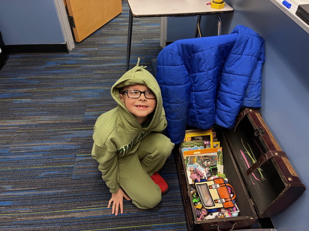 treasure chest and student