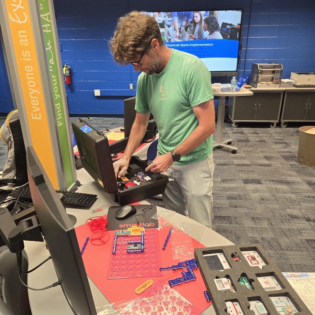 Mr.Sykes working on Snap circuit