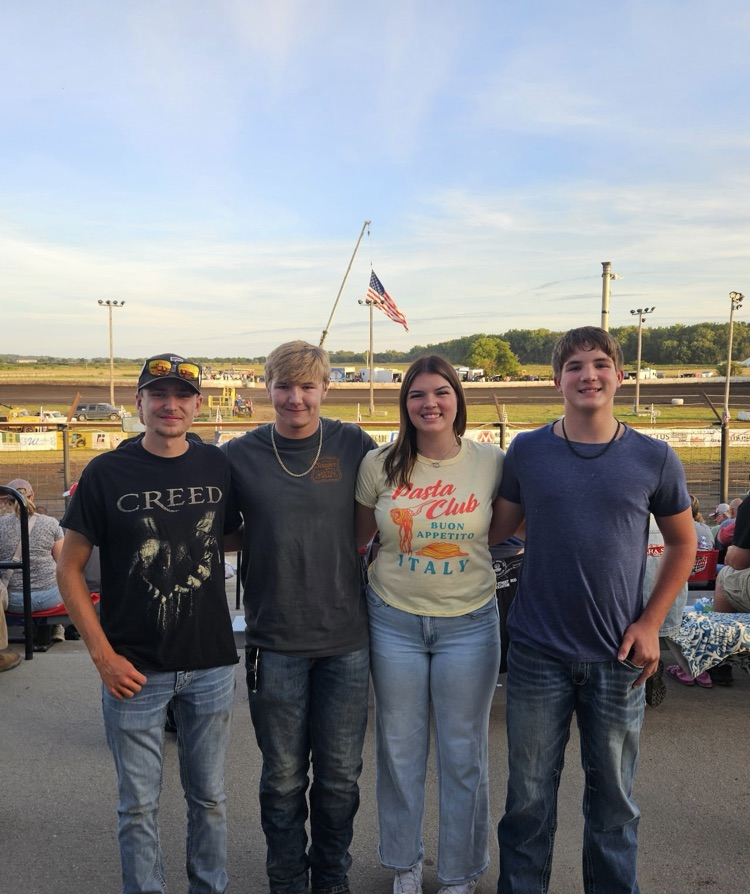 Braxton M., Nick K., Presley W., & Gavin W.