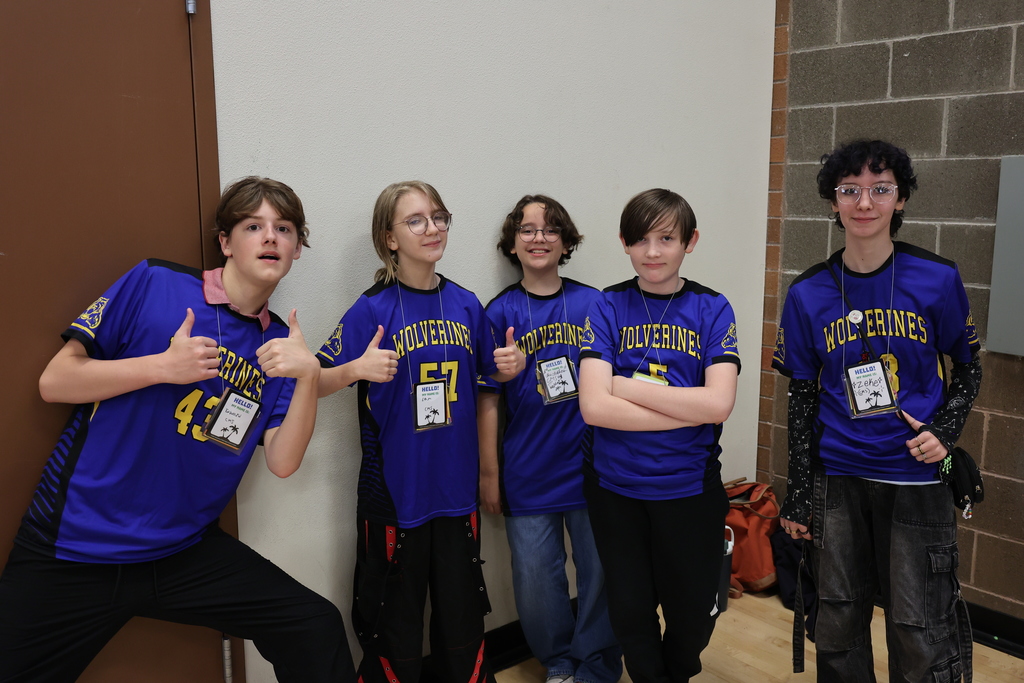 Students from Chief Umtuch Middle School