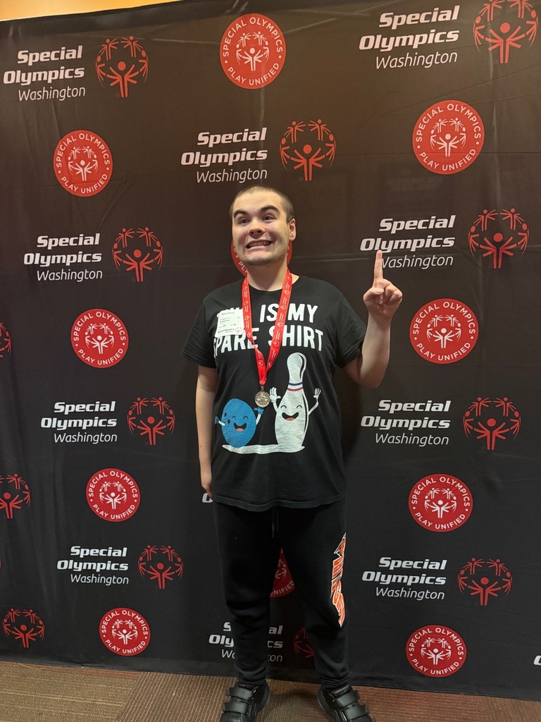 Battle Ground High School Unified Bowler