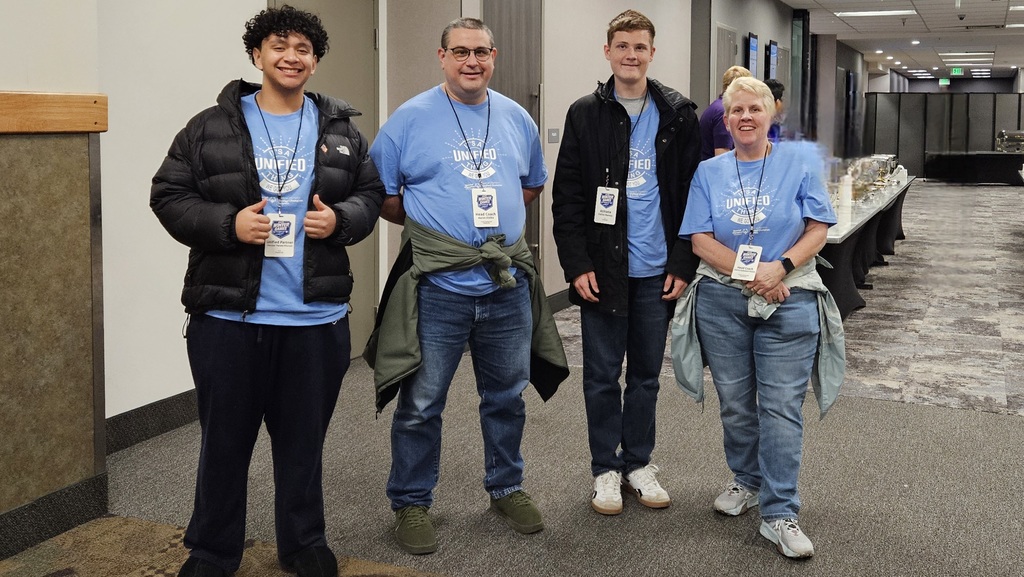 Prairie High School students and coaches who participated in the Special Olympics Washington Youth Leadership Experience