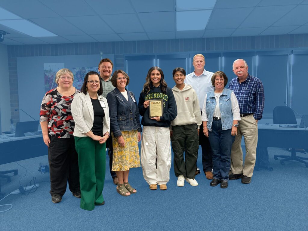 Itzel Contreras Montiel and the district's board of directors