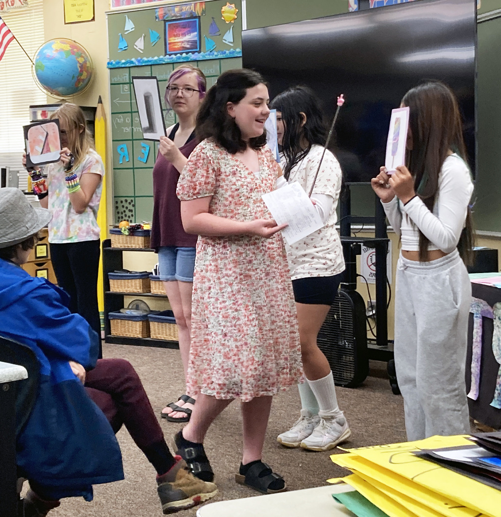 Student presents artwork