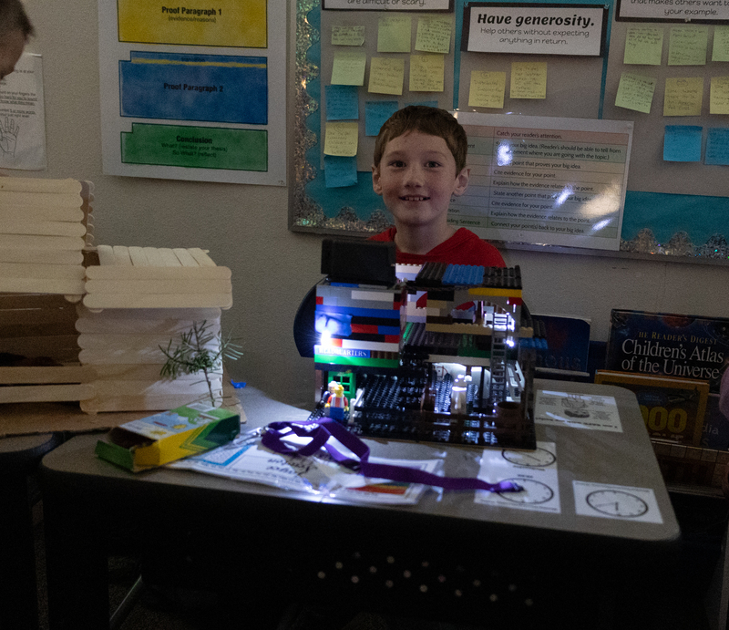 students demonstrate electricity project