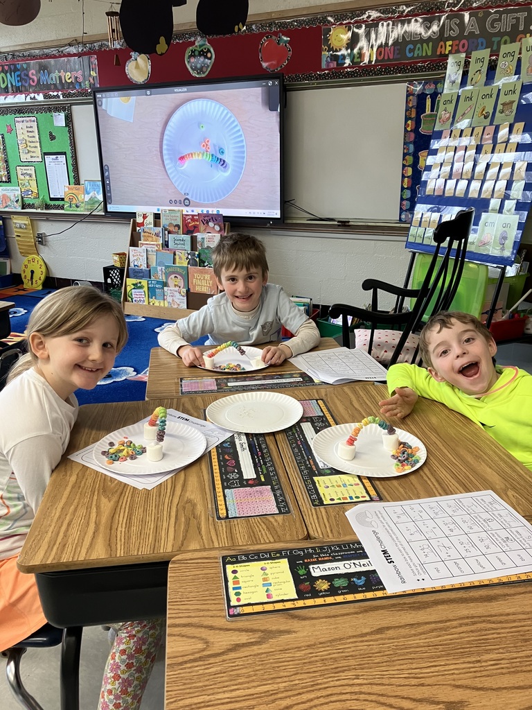 Walking water stem challenge photo of Mrs. McArn's first-grade class