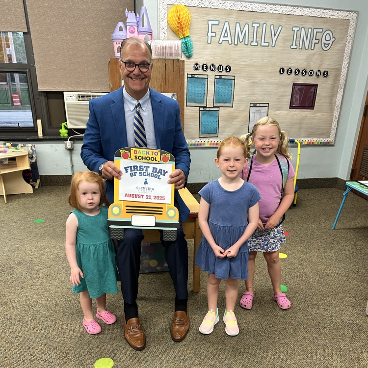 First day of school 2025 Glenview