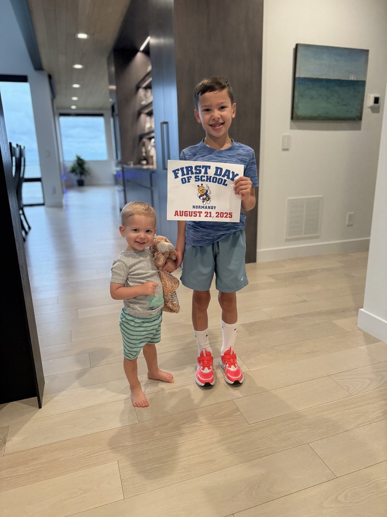 first day of school photo 2025