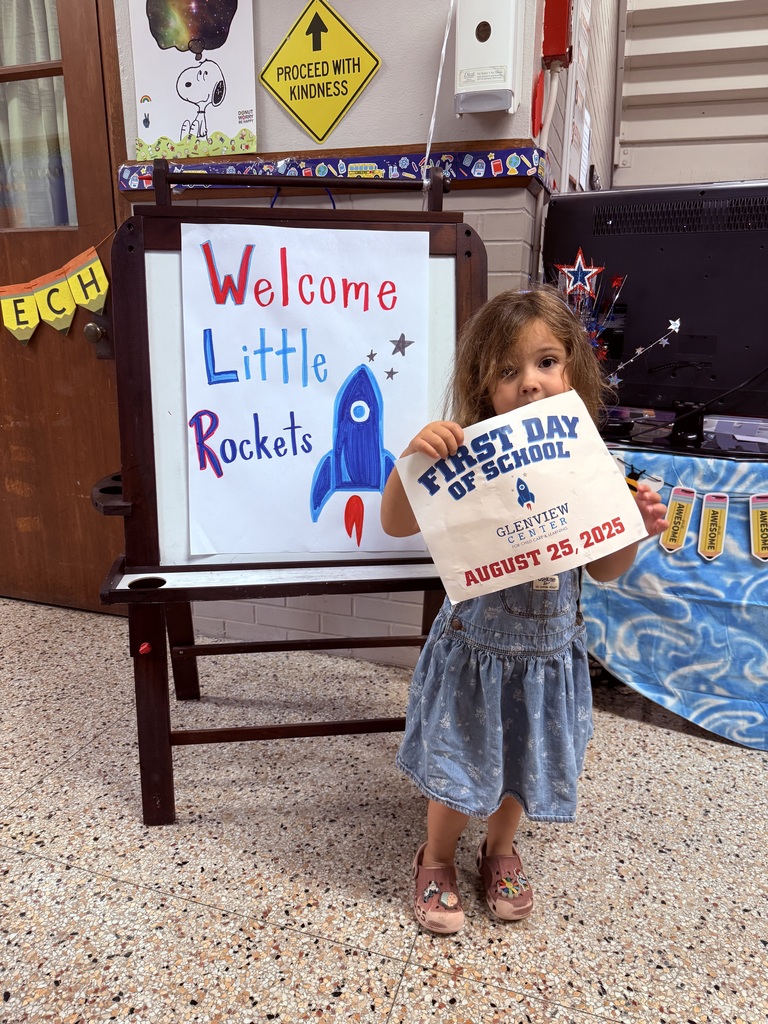 glenview first day of school photo 2025