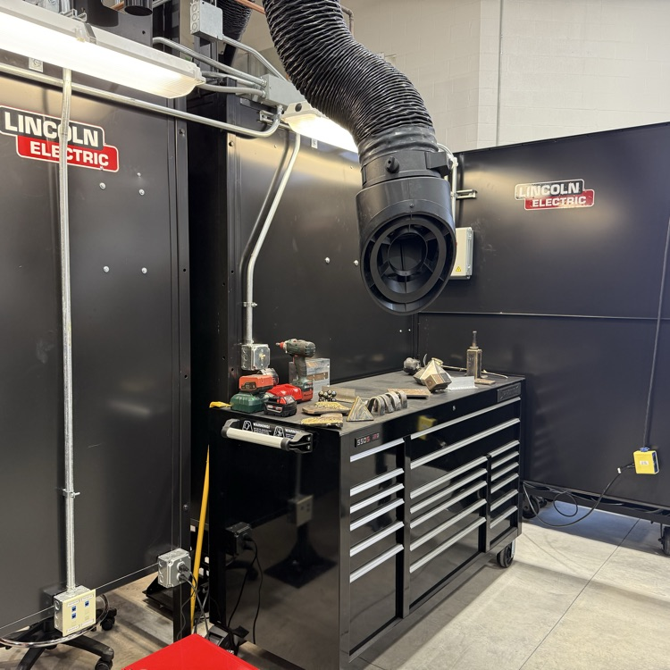  West Shore Career-Technical Districts hosted a ribbon-cutting ceremony for the new MEMS Lab and welding program.  We are excited for these two new, robust career technical programs for our students. 
