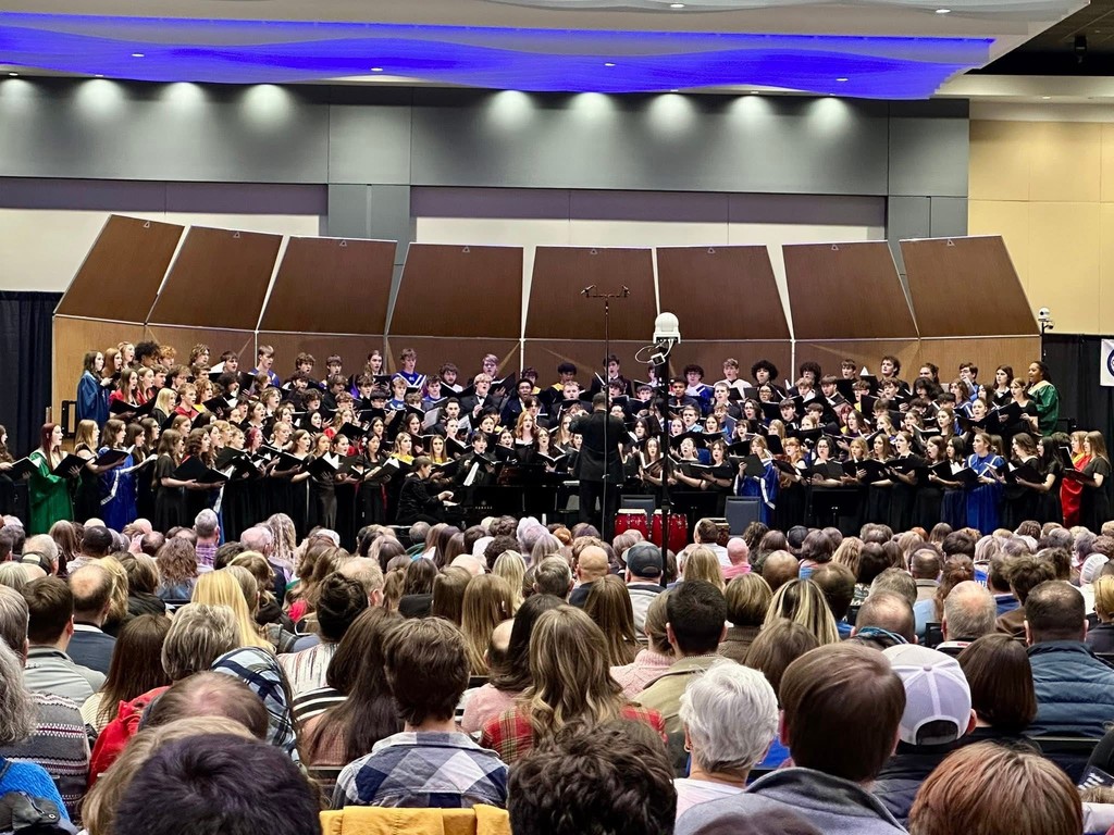 Sophomore Iris Hunt at OMEA 2026 photo