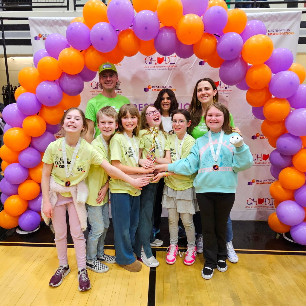 4th grade students celebrate their bid to destination imagination's global finals competition in may