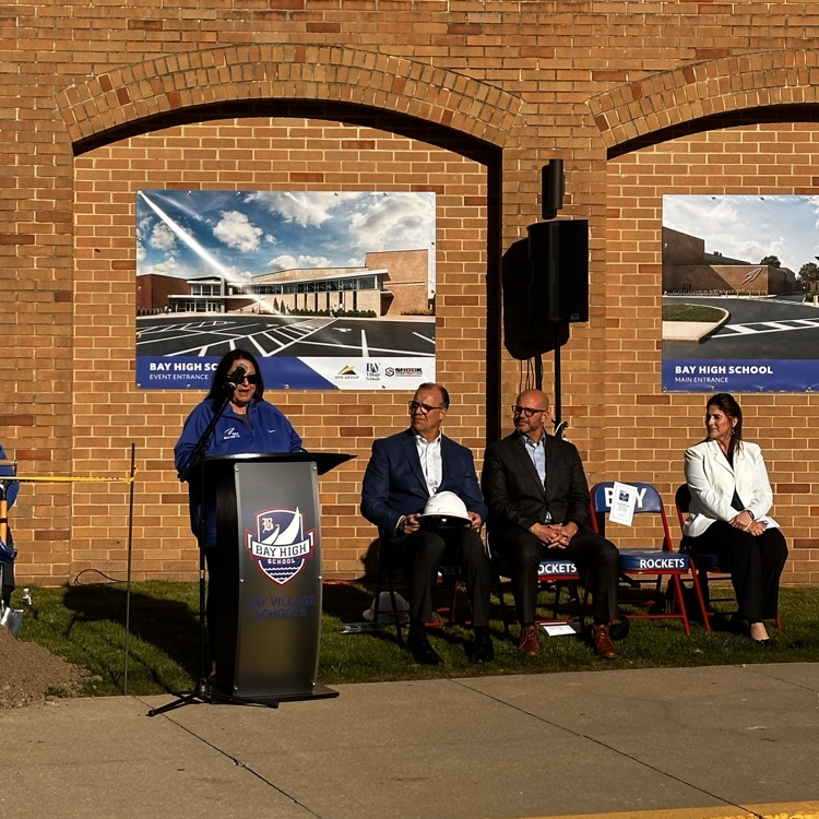 president Debbie Callihan at the podium  