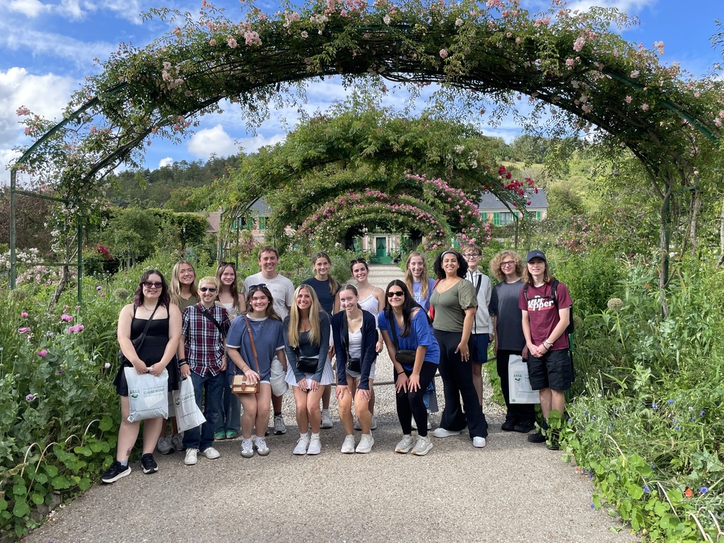 French students visiting France in the summer of 2026.