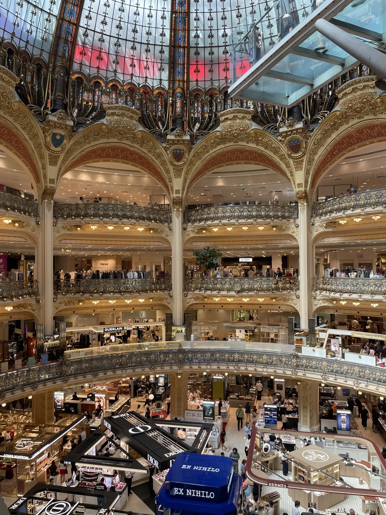 French students visiting France in the summer of 2026.