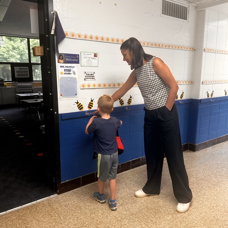 kindergarten first day pic