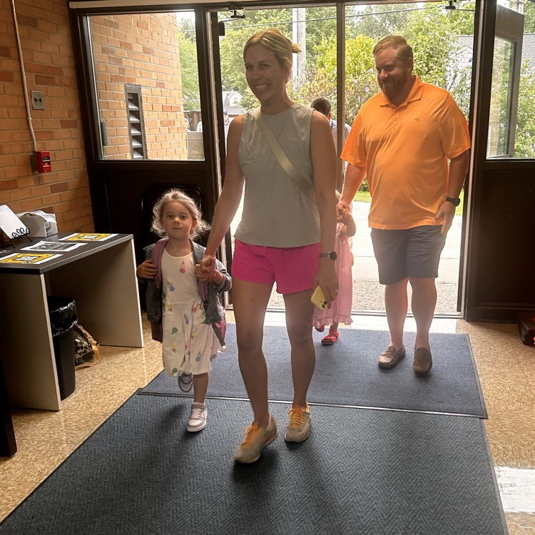 kindergarten first day pic