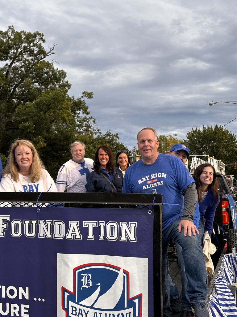 Bay High Alumni Foundation float in the Homecoming Parade.