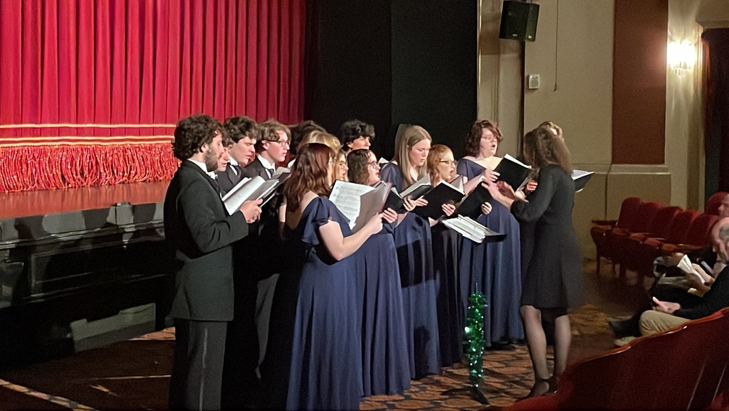 BHS Choraleers perform