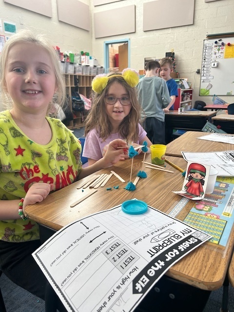Elf STEM Challenge photo