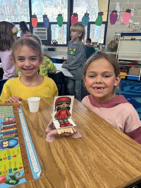 Elf STEM Challenge photo