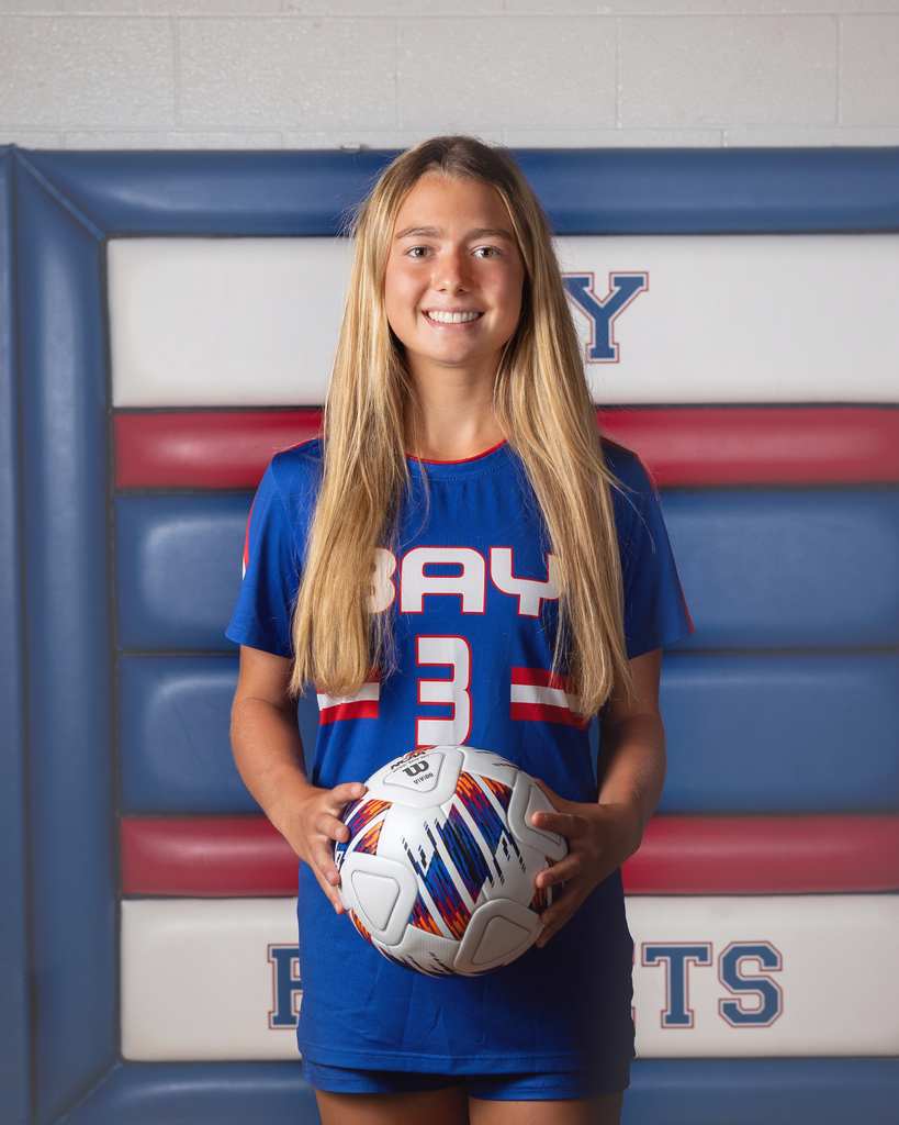 Tessa Knapp soccer photo