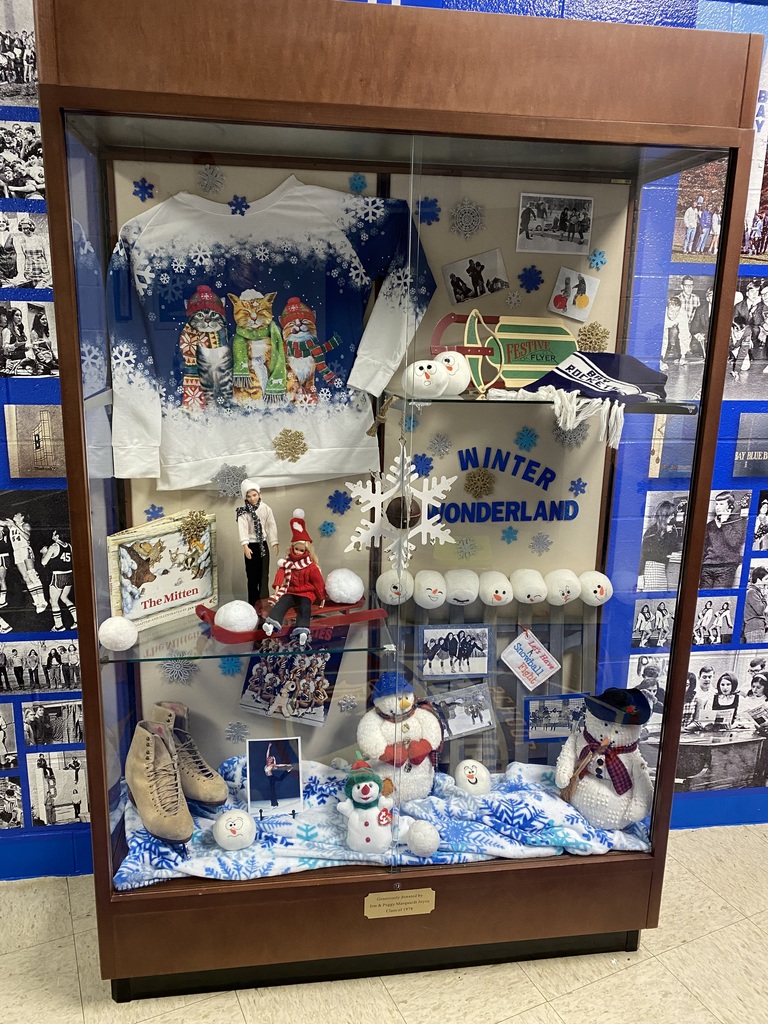Alumni Display Case photo at Bay High School