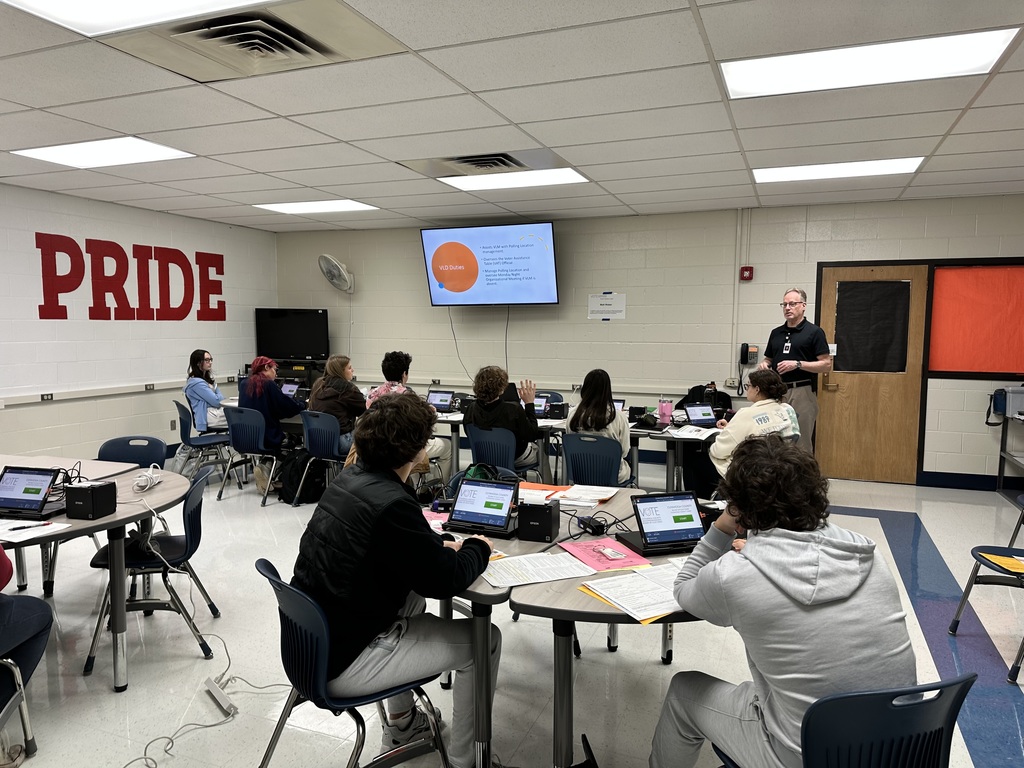 Bay High School students train to be poll workers