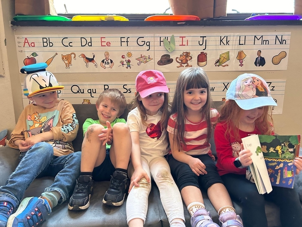 Glenview Center Right to Read Week photo