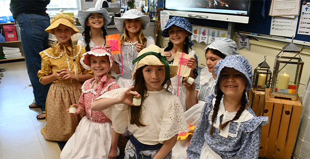 Blue Point students time travel to the 1700s