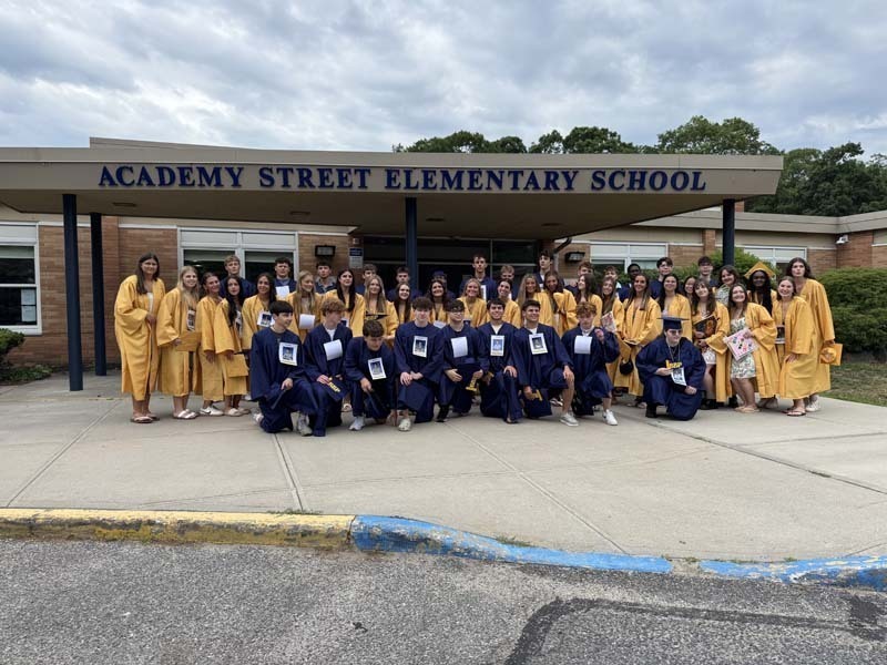 Bayport-Blue Point High School’s Class of 2026 took a trip back to where it all began as they returned to Sylvan Avenue, Blue Point and Academy Street elementary schools for the district’s annual senior walks.