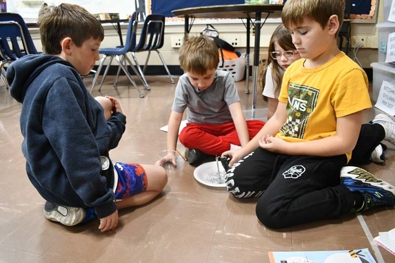 Sylvan Avenue third graders explore electromagnetism