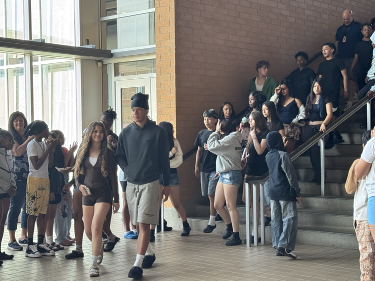clap out