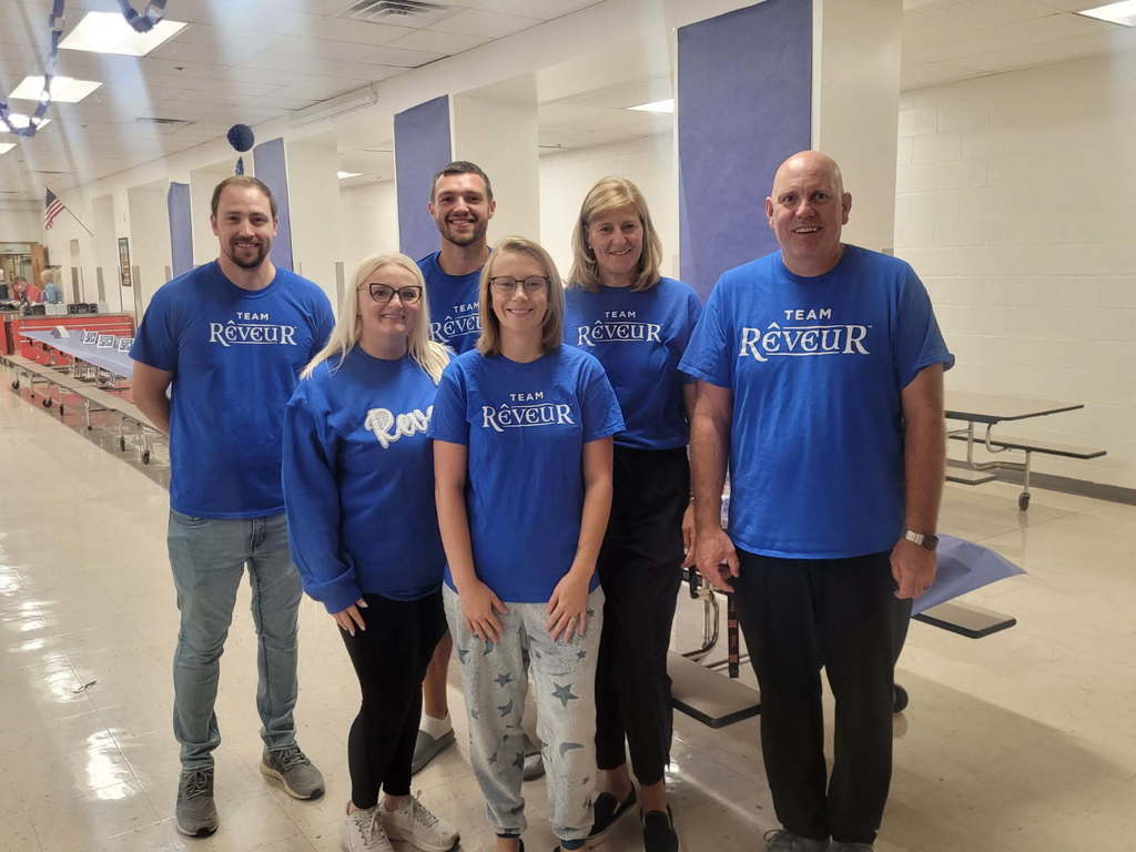 House Day!!  The House of Rêveur spirit was STRONG this morning at our House Breakfast! 🥞🥓 Seeing all of our students and staff in blue, laughing and enjoying breakfast together, is what our house is all about. #bmshousesoforange