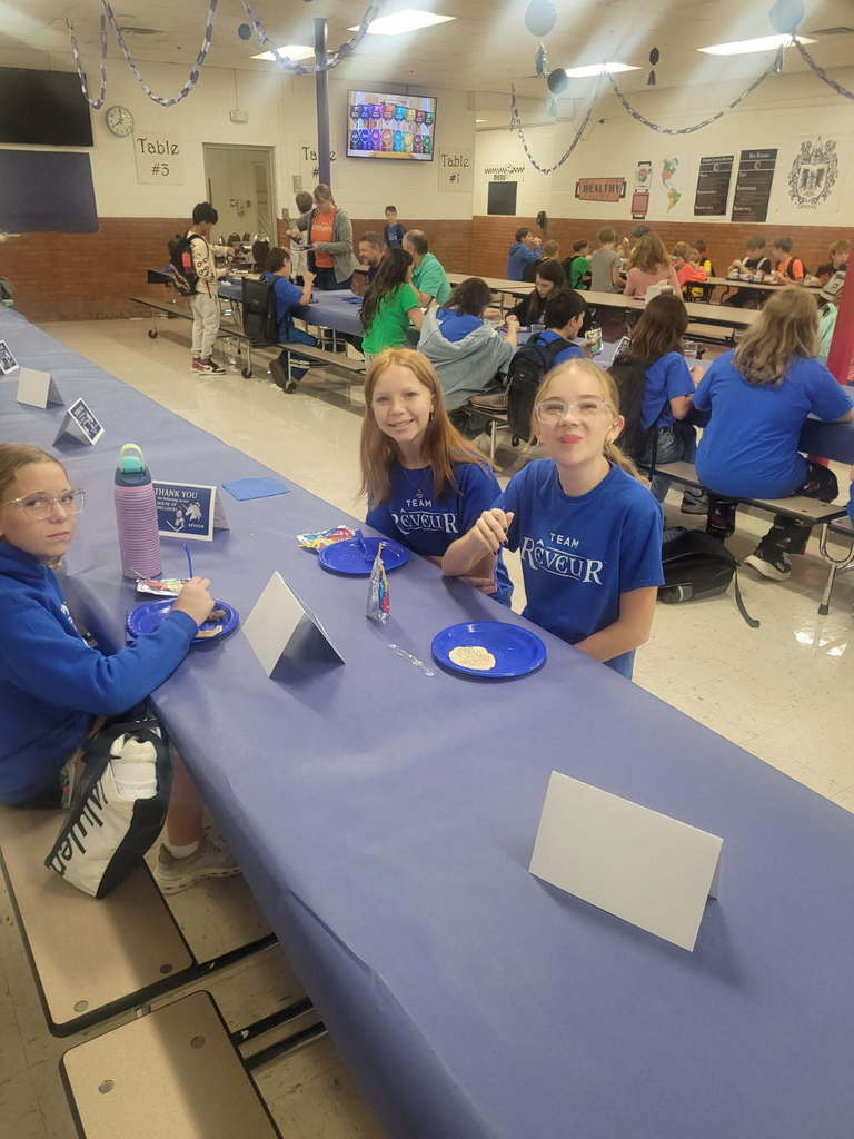 House Day!!  The House of Rêveur spirit was STRONG this morning at our House Breakfast! 🥞🥓 Seeing all of our students and staff in blue, laughing and enjoying breakfast together, is what our house is all about. #bmshousesoforange