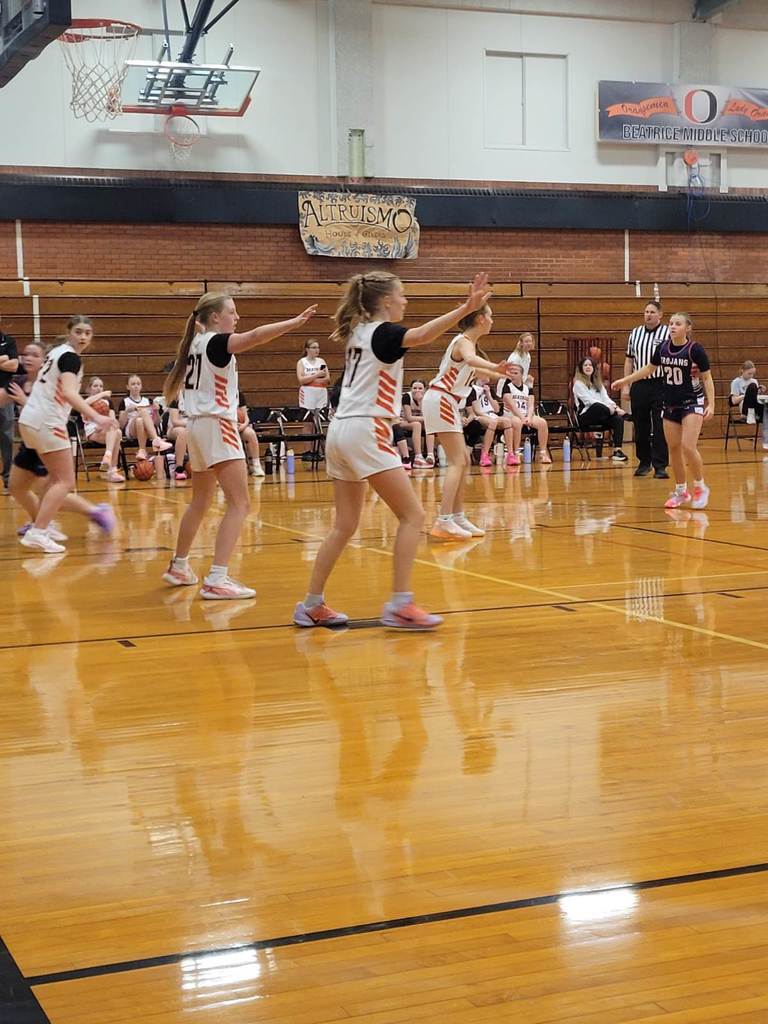 🏀 GAME ON, LADY ORANGE! 🏀 Huge shoutout to the Beatrice Middle School girls basketball teams for leaving it all on the court tonight against Platteview! 🧡🖤 #bmshousesoforange