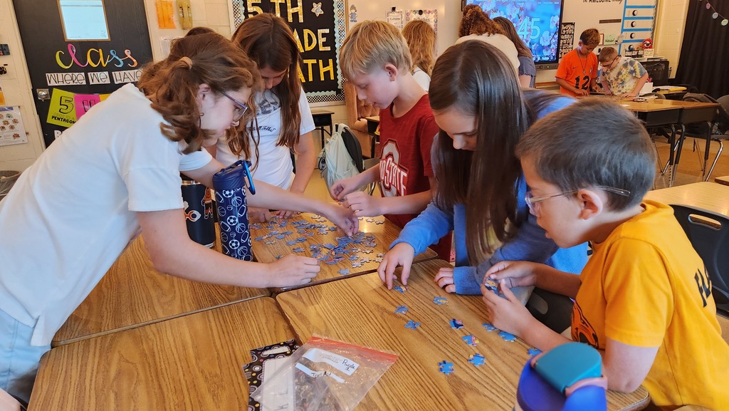 Valley 5th Grade working as teams
