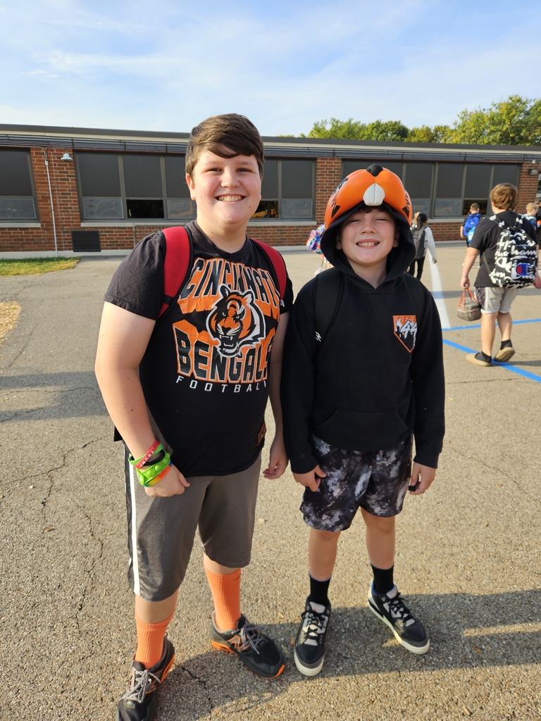Creek Spirit Day at Faribrook Elementary