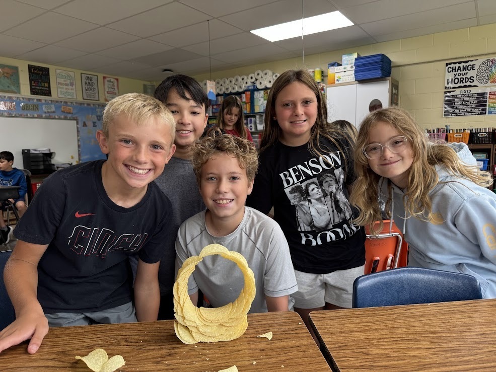Shaw 5th Graders recreate pringles challenge