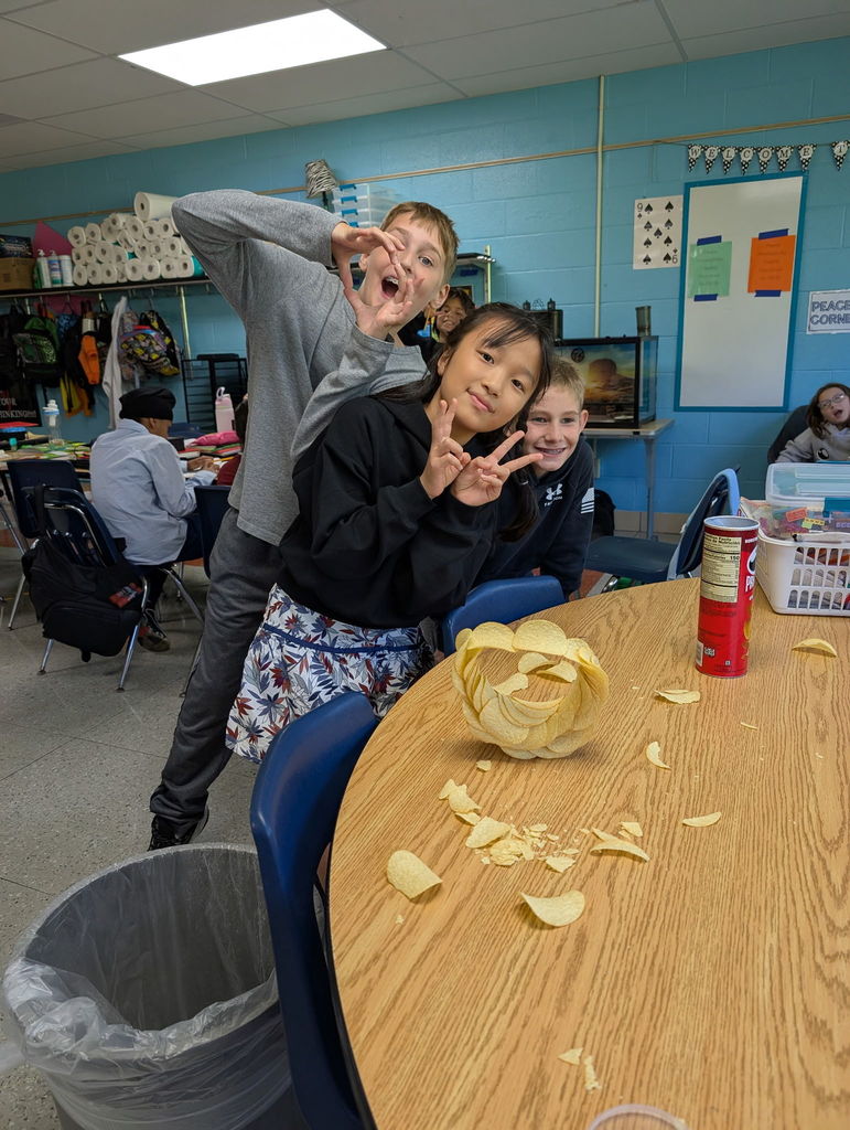 Shaw 5th Graders recreate pringles challenge
